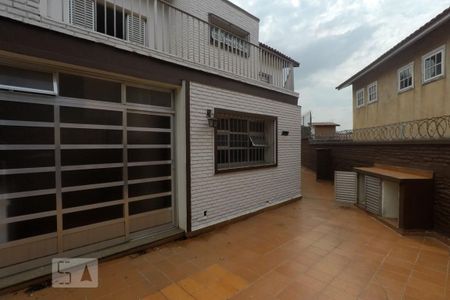 Casa para alugar com 300m², 3 quartos e 4 vagasQuintal