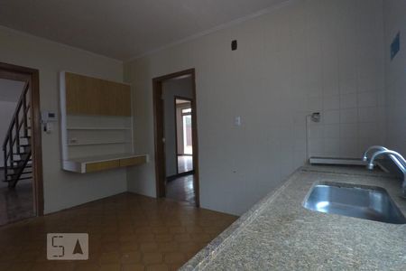Casa para alugar com 300m², 3 quartos e 4 vagasCozinha