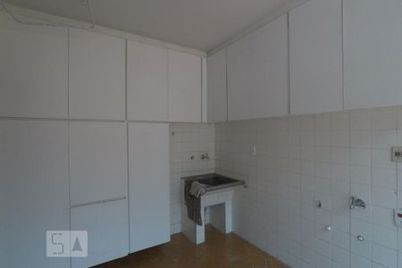 Casa para alugar com 300m², 3 quartos e 4 vagasÁrea de Serviço