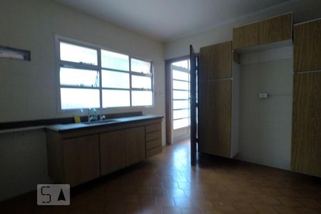 Cozinha de casa para alugar com 3 quartos, 300m² em Morumbi, São Paulo