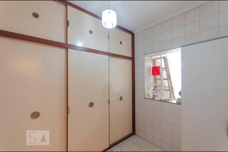 Casa à venda com 219m², 3 quartos e 2 vagas Casa à venda com 219m², 3 quartos e 2 vagasQuarto de Serviço