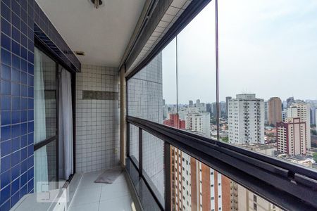 Varanda  de kitnet/studio à venda com 1 quarto, 42m² em Vila Nova Conceição, São Paulo