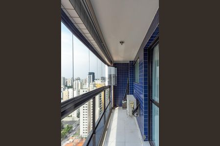 Varanda  de kitnet/studio à venda com 1 quarto, 42m² em Vila Nova Conceição, São Paulo