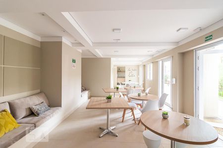 Apartamento para alugar com 28m², 1 quarto e sem vaga Apartamento para alugar com 28m², 1 quarto e sem vagaÁrea comum - Salão de festas