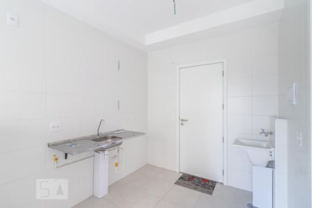 Sala/Cozinha de apartamento à venda com 1 quarto, 28m² em Vila Penteado, São Paulo