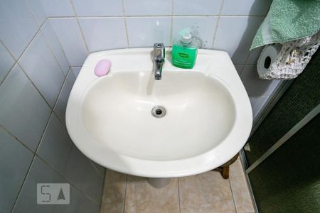 Casa para alugar com 188m², 4 quartos e 2 vagas Casa para alugar com 188m², 4 quartos e 2 vagasBanheiro de serviço