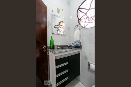 Casa para alugar com 188m², 4 quartos e 2 vagas Casa para alugar com 188m², 4 quartos e 2 vagasBanheiro da Suíte