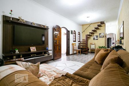 Sala de casa para alugar com 4 quartos, 188m² em Jardim Monjolo, São Paulo