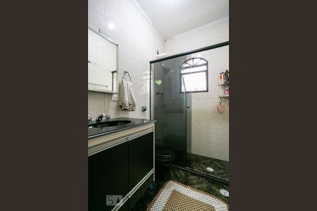 Casa para alugar com 188m², 4 quartos e 2 vagas Casa para alugar com 188m², 4 quartos e 2 vagasBanheiro