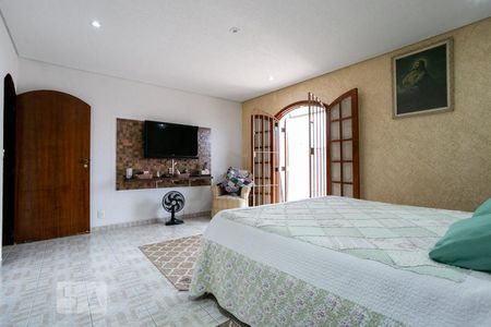 Suíte de casa para alugar com 4 quartos, 188m² em Jardim Monjolo, São Paulo