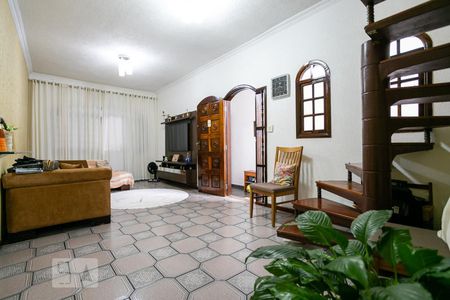 Sala de casa à venda com 4 quartos, 188m² em Jardim Monjolo, São Paulo