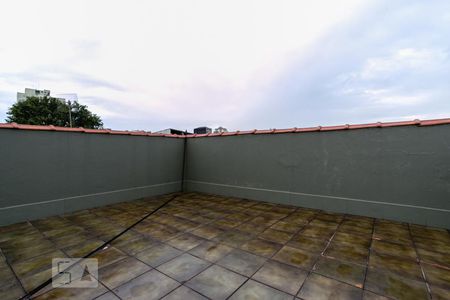 Casa para alugar com 188m², 4 quartos e 2 vagas Casa para alugar com 188m², 4 quartos e 2 vagasTerraço