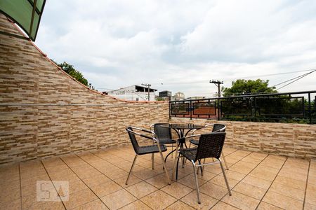 Varanda da suíte de casa para alugar com 4 quartos, 188m² em Jardim Monjolo, São Paulo