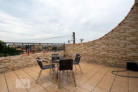 Varanda da suíte de casa para alugar com 4 quartos, 188m² em Jardim Monjolo, São Paulo