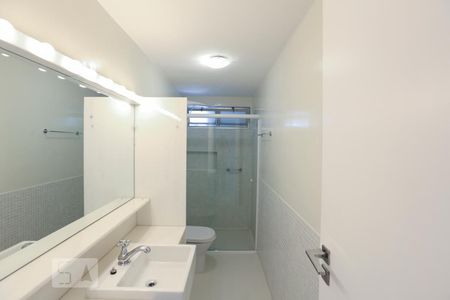 Apartamento para alugar com 130m², 2 quartos e 1 vaga Apartamento para alugar com 130m², 2 quartos e 1 vagaBanheiro
