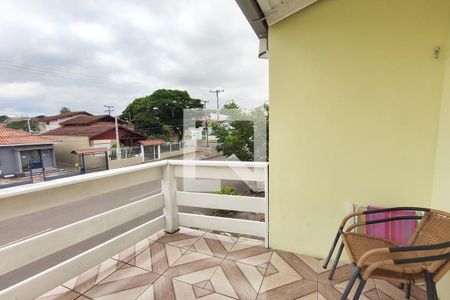Casa à venda com 250m², 3 quartos e 3 vagas Casa à venda com 250m², 3 quartos e 3 vagasSacada da Sala de Estar 2