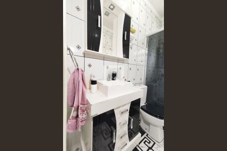 Casa à venda com 250m², 3 quartos e 3 vagas Casa à venda com 250m², 3 quartos e 3 vagasBanheiro 2