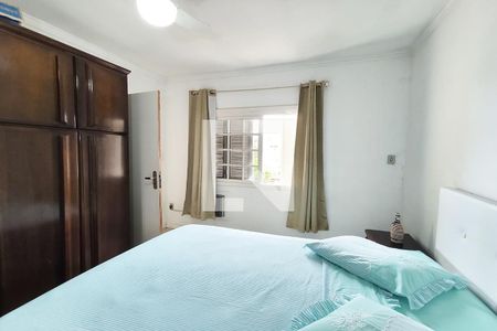 Casa à venda com 250m², 3 quartos e 3 vagas Casa à venda com 250m², 3 quartos e 3 vagasQuarto 2 Suíte