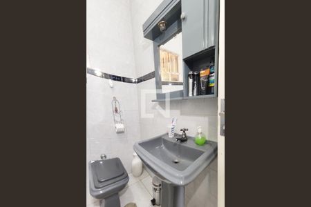 Casa à venda com 250m², 3 quartos e 3 vagas Casa à venda com 250m², 3 quartos e 3 vagasBanheiro da Suíte