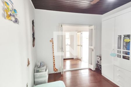 Casa à venda com 250m², 3 quartos e 3 vagas Casa à venda com 250m², 3 quartos e 3 vagasQuarto 1