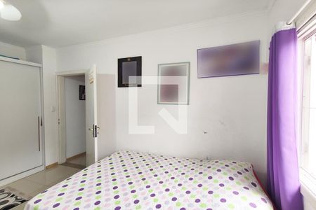 Casa à venda com 250m², 3 quartos e 3 vagas Casa à venda com 250m², 3 quartos e 3 vagasQuarto 4