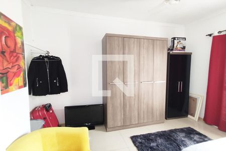 Casa à venda com 250m², 3 quartos e 3 vagas Casa à venda com 250m², 3 quartos e 3 vagasQuarto 3