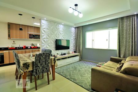 Sala de casa de condomínio à venda com 3 quartos, 147m² em Vila Valparaíso, Santo André