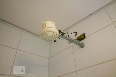 Casa à venda com 338m², 3 quartos e 2 vagasBanheiro 2