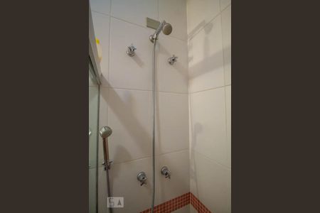 Casa à venda com 338m², 3 quartos e 2 vagasBanheiro 1