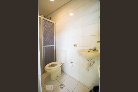 Casa à venda com 338m², 3 quartos e 2 vagasBanheiro 2