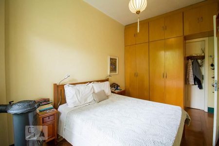 Casa à venda com 338m², 3 quartos e 2 vagasSuíte