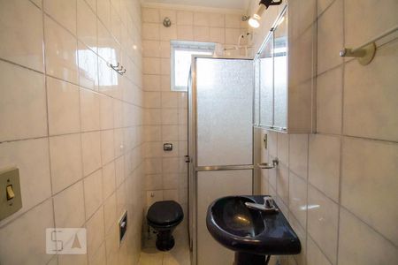 Casa à venda com 300m², 3 quartos e 6 vagas Casa à venda com 300m², 3 quartos e 6 vagasBanheiro -Edícula