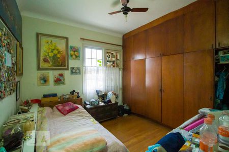 Casa à venda com 300m², 3 quartos e 6 vagas Casa à venda com 300m², 3 quartos e 6 vagasQuarto 2