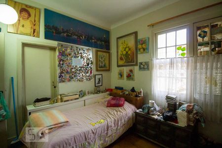 Casa à venda com 300m², 3 quartos e 6 vagas Casa à venda com 300m², 3 quartos e 6 vagasQuarto 2