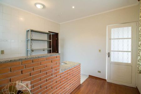 Casa à venda com 300m², 3 quartos e 6 vagas Casa à venda com 300m², 3 quartos e 6 vagasEdícula