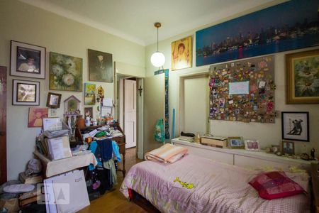 Casa à venda com 300m², 3 quartos e 6 vagas Casa à venda com 300m², 3 quartos e 6 vagasQuarto 2