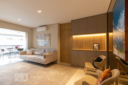 Sala de apartamento para alugar com 3 quartos, 96m² em Vila Andrade, São Paulo