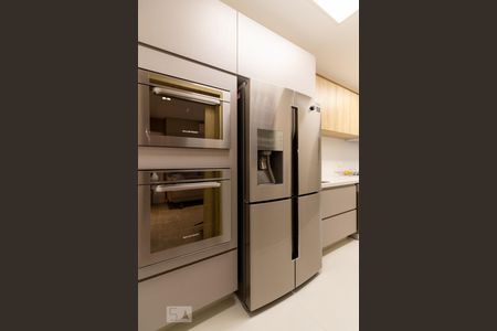 Apartamento para alugar com 96m², 3 quartos e 2 vagasCozinha