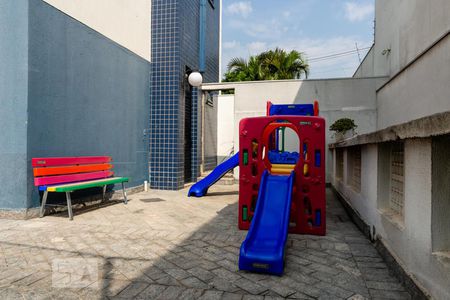 Apartamento à venda com 101m², 3 quartos e 2 vagasÁrea comum - Playground
