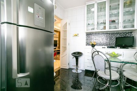 Apartamento à venda com 101m², 3 quartos e 2 vagasCozinha