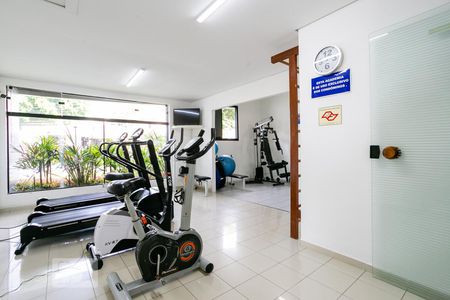 Apartamento à venda com 101m², 3 quartos e 2 vagasÁrea comum - Academia