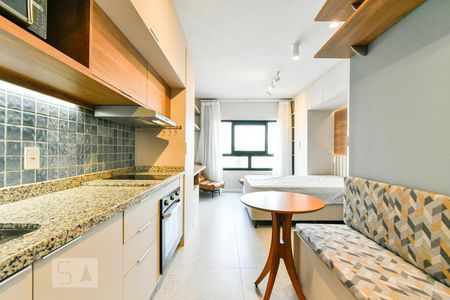 Cozinha de apartamento para alugar com 1 quarto, 24m² em Consolação, São Paulo
