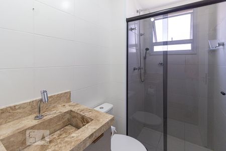 Banheiro de apartamento para alugar com 2 quartos, 49m² em Jaguaribe, Osasco