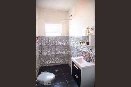 Casa à venda com 153m², 2 quartos e 3 vagasBanheiro