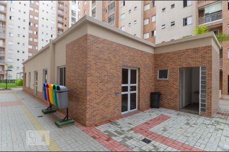 Apartamento para alugar com 58m², 2 quartos e 1 vaga Apartamento para alugar com 58m², 2 quartos e 1 vagaÁrea comum - Salão de festas