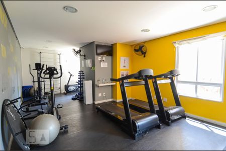 Apartamento para alugar com 58m², 2 quartos e 1 vaga Apartamento para alugar com 58m², 2 quartos e 1 vagaÁrea comum - Academia