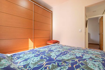 Apartamento para alugar com 76m², 2 quartos e 2 vagas Apartamento para alugar com 76m², 2 quartos e 2 vagasQuarto 2