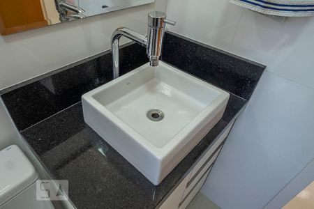 Apartamento para alugar com 76m², 2 quartos e 2 vagas Apartamento para alugar com 76m², 2 quartos e 2 vagasBanheiro Social