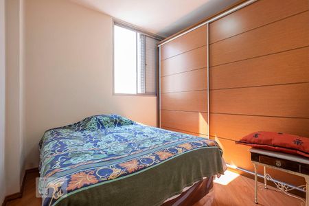 Apartamento para alugar com 76m², 2 quartos e 2 vagas Apartamento para alugar com 76m², 2 quartos e 2 vagasQuarto 2
