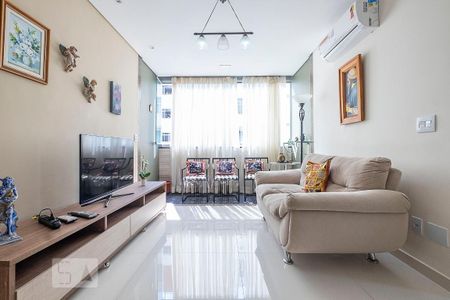 Apartamento para alugar com 76m², 2 quartos e 2 vagas Apartamento para alugar com 76m², 2 quartos e 2 vagasSala